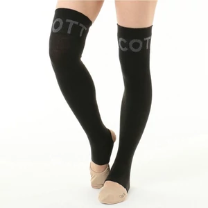 Chacott Logo Sarkas Lábszárvédő Black